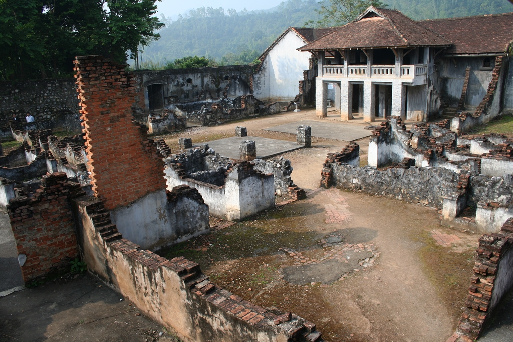 Tour Schedule Moc Chau – Son La – Dien Bien 3N2D from Hanoi