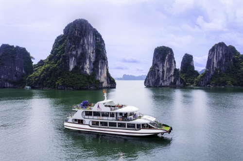 Ha Long Otis Cruise Tour 2 Days 1 Night